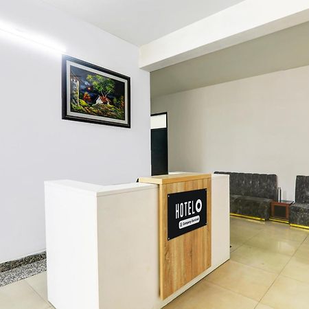 Super Hotel O Jankipuram Near Sahara State Formerly Basera Homes Hasanganj Экстерьер фото