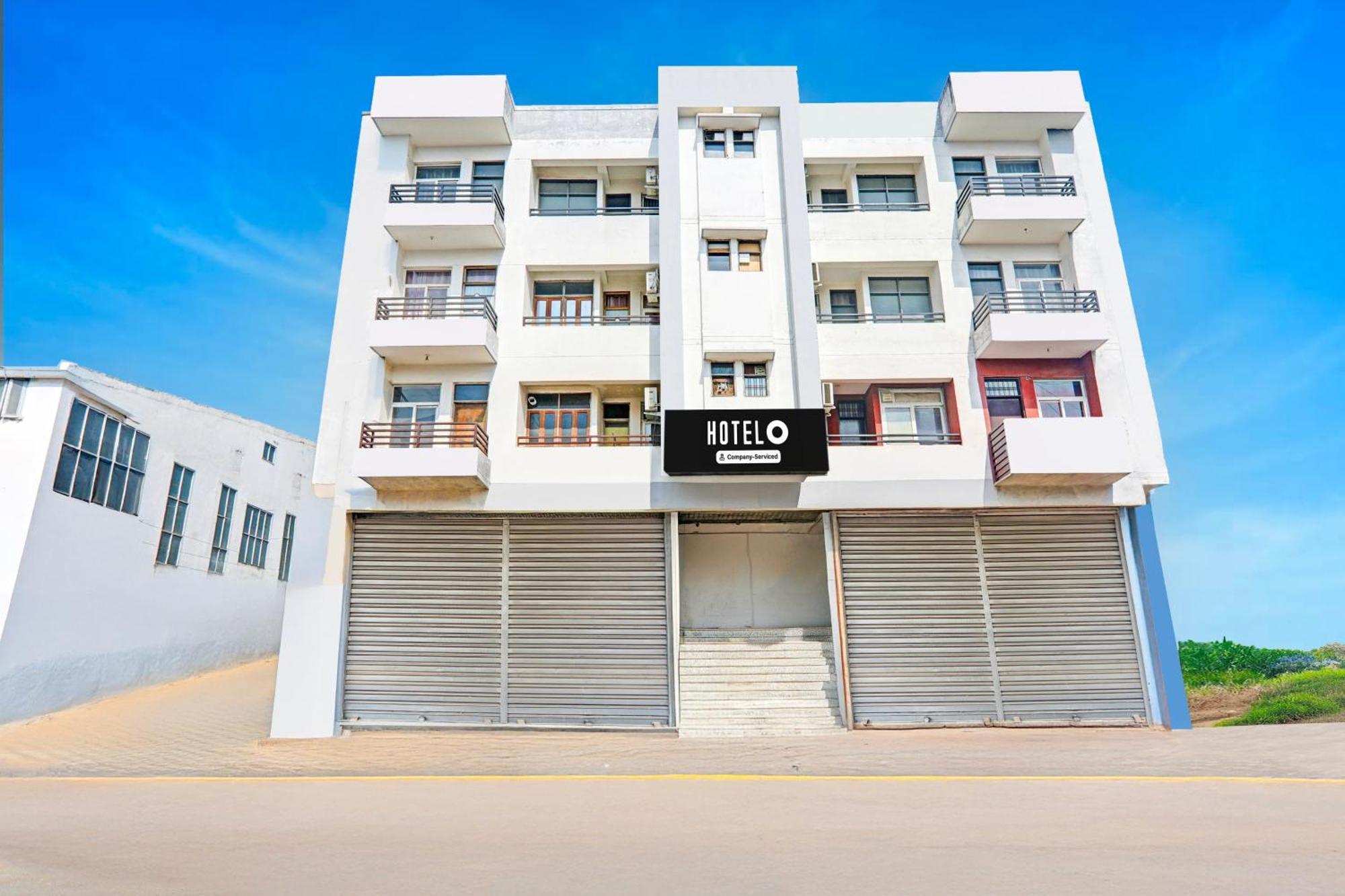 Super Hotel O Jankipuram Near Sahara State Formerly Basera Homes Hasanganj Экстерьер фото
