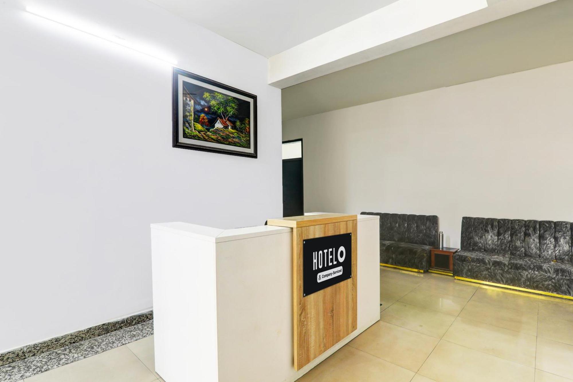 Super Hotel O Jankipuram Near Sahara State Formerly Basera Homes Hasanganj Экстерьер фото